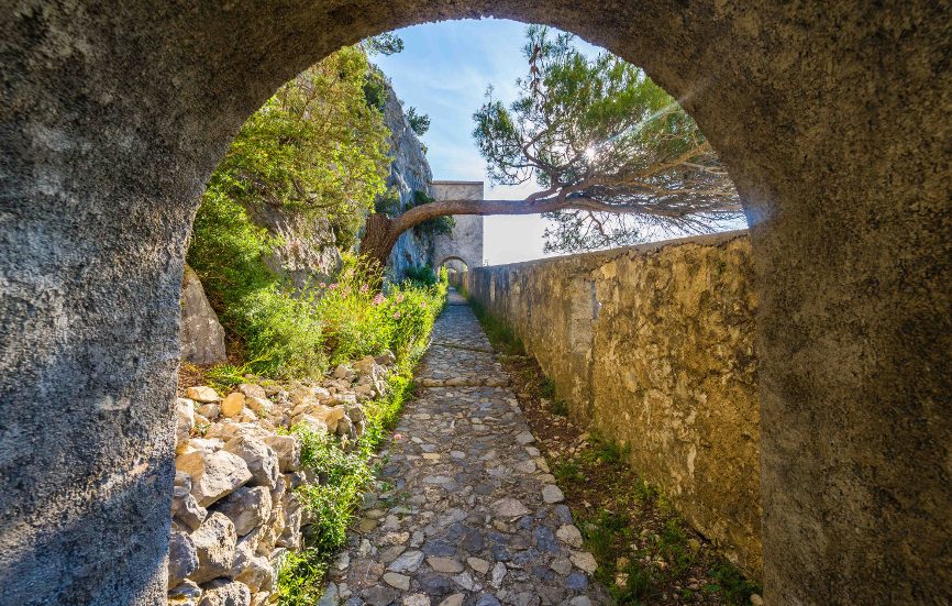 Montée vers la citadelle