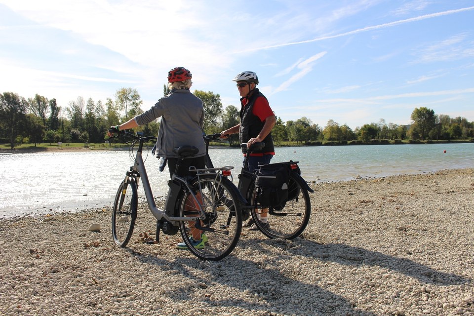 Pause au lac de Champos