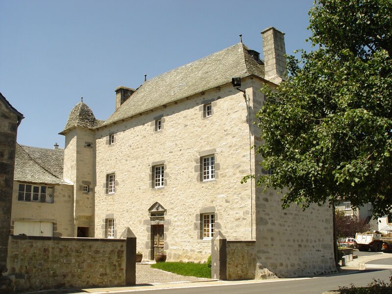 Le Prieuré à Lieutadès