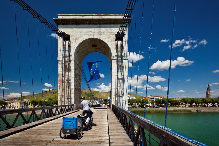 Passerelle sur le Rhône entre Tain l'Hermitage et Tournon
