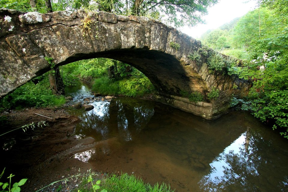 Le pont Romain sur le Mercouare