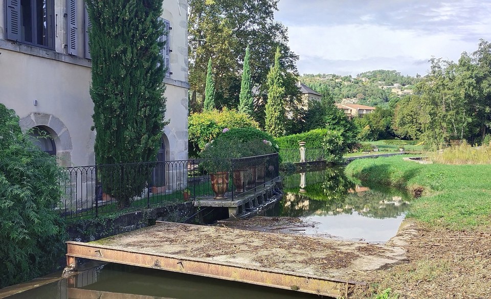 Canal de Baza à Pont d'Aubenas