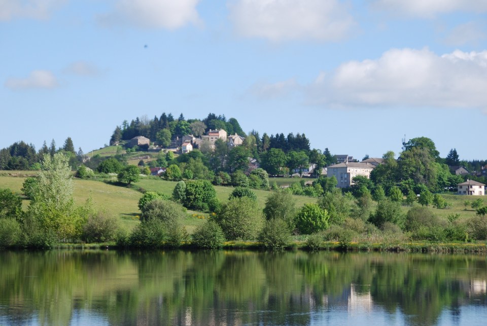 Le Mont-Chiniac du lac de Véron