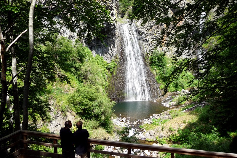 La cascade du Ray-Pic depuis le belvédère bas