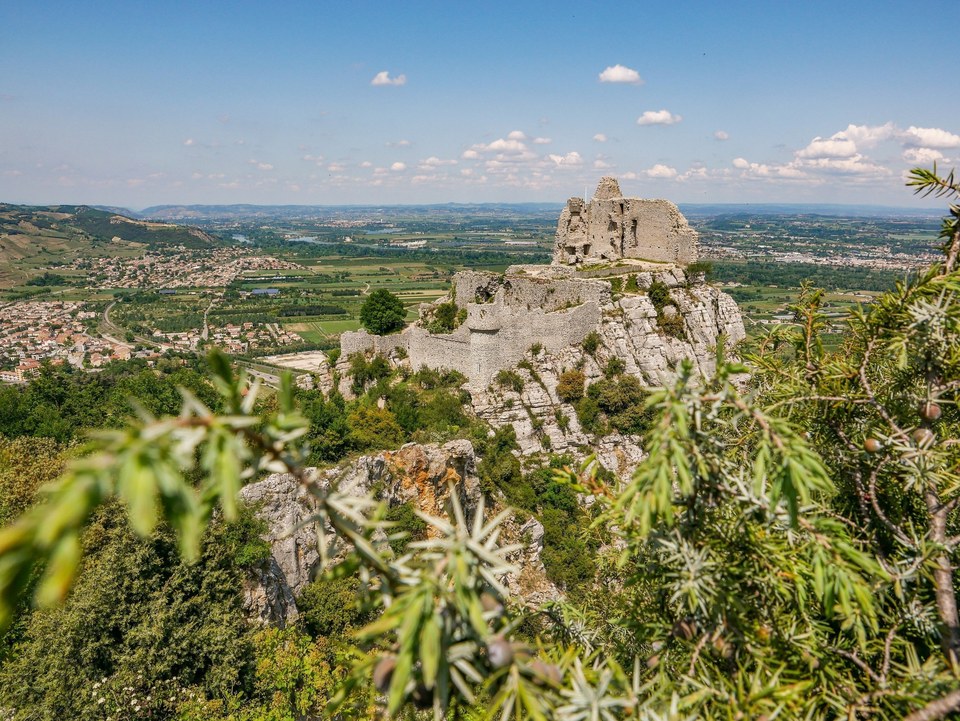 Crussol, une montagne chargée d'histoire