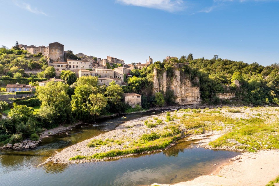 De Lanas à Balazuc