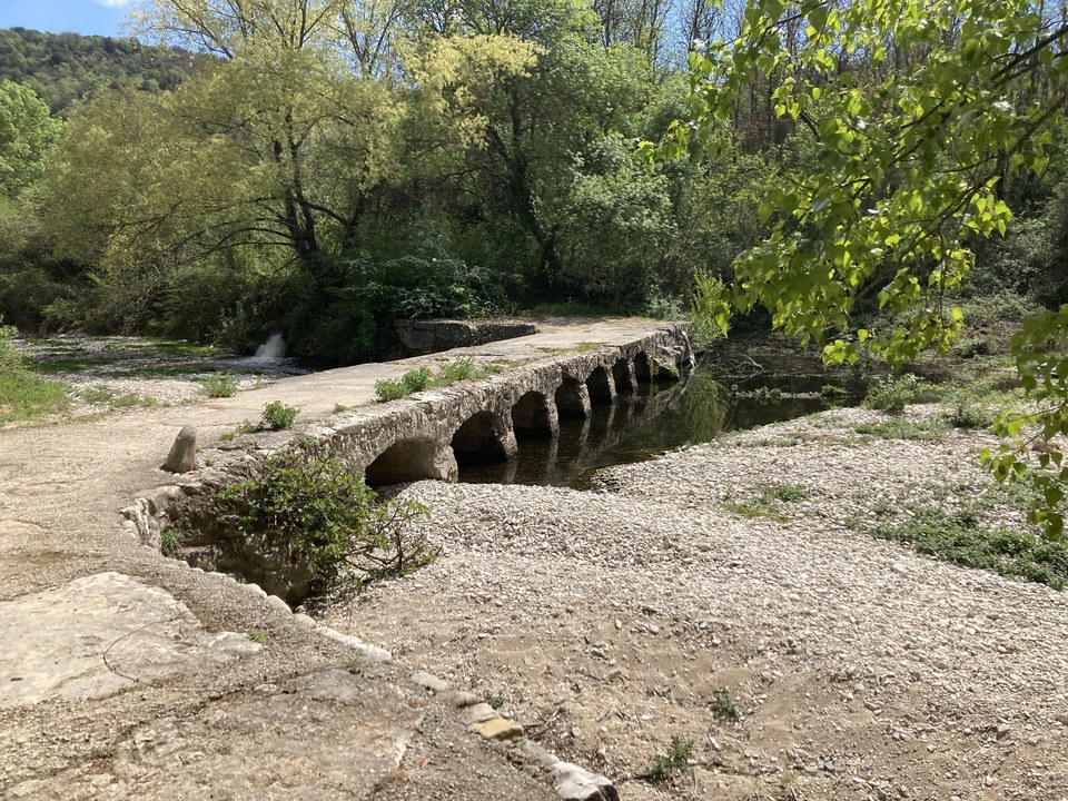 Pont submersible de l'Ibie