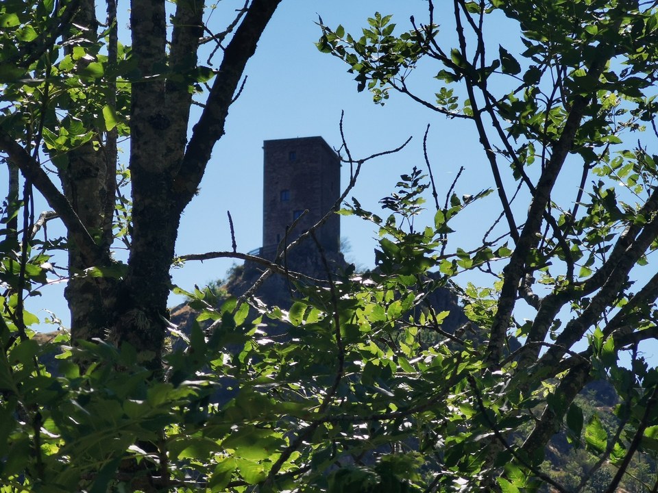 La Tour - Saint-Laurent-Les-Bains - 49