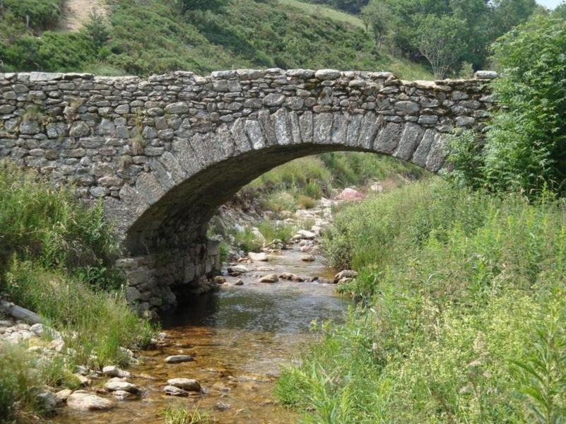 Le Cros - Saint-Etienne-de-Lugdarès