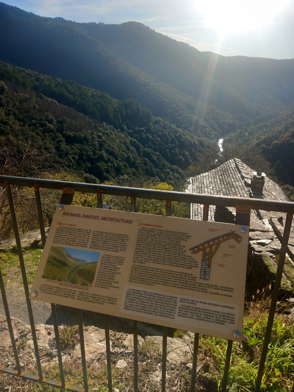 Parcours d'interprétation Thines et son rocher