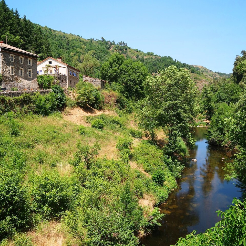 Saint-Etienne-de-Serre - De Serre à L'Auzène