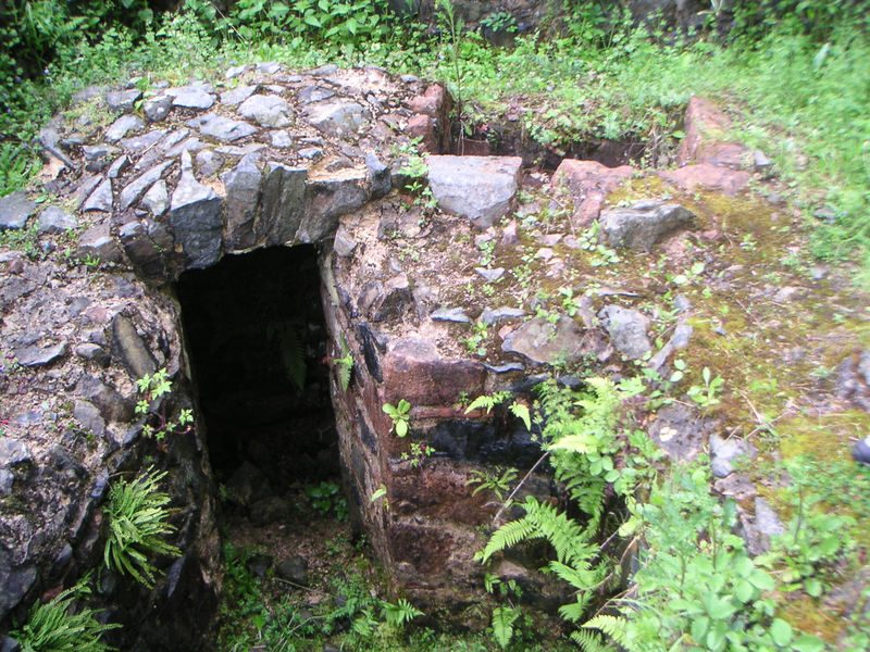 Vestiges des Mines de Pampailly