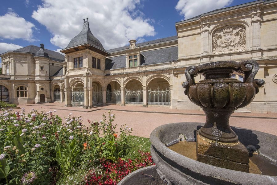 Pavillon Anne-de-Beaujeu à Moulins