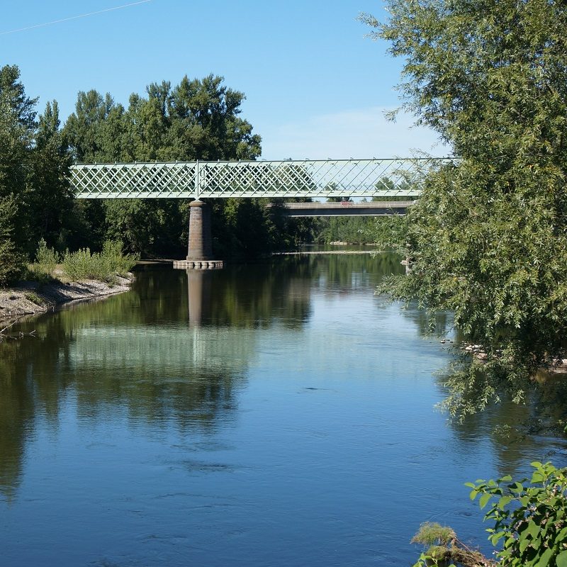 Dallet, Au fil de l'Allier
