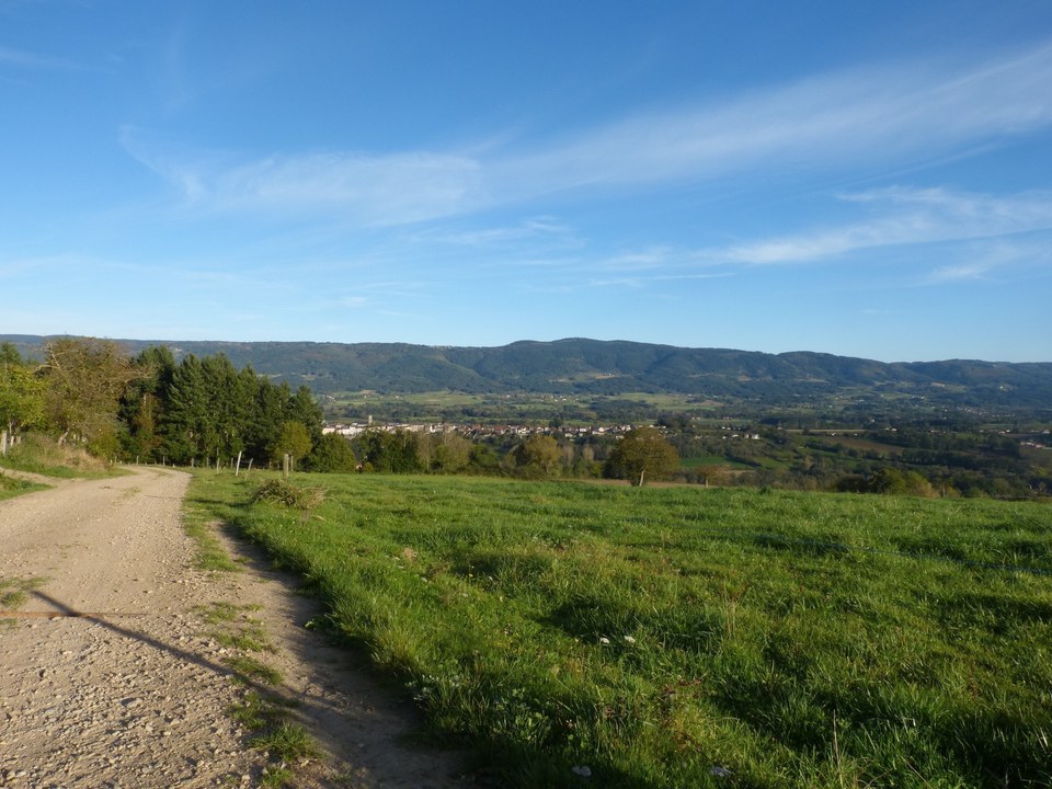 Vue sur Arlanc et les monts du Forez