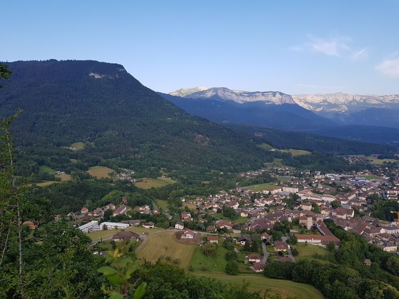 Le grand tour du Crêt de Chambellon