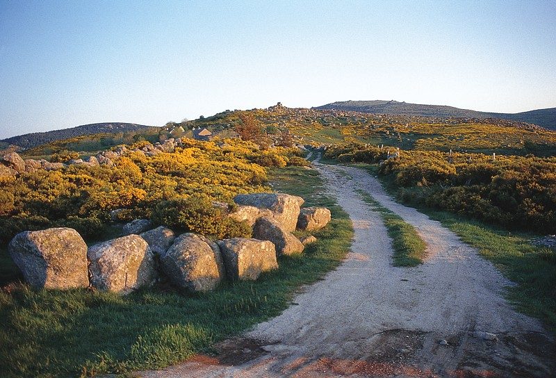 Piste vers le hameau de l'Hôpital