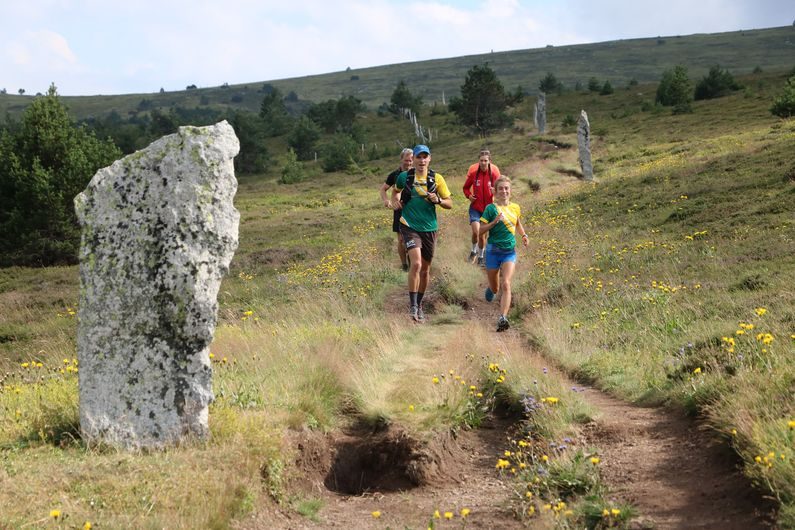Coureurs sur les Crêtes du Mont Lozère