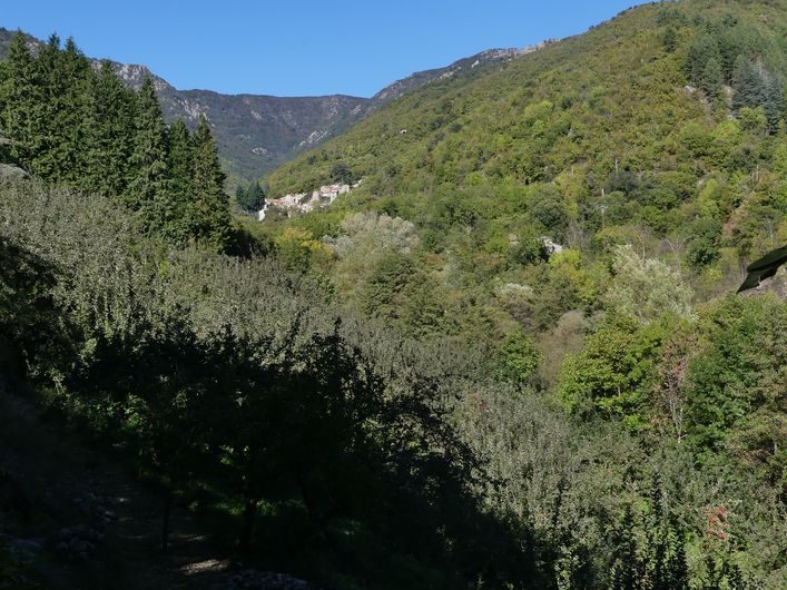 Les serres et la vallée du Coudoulous