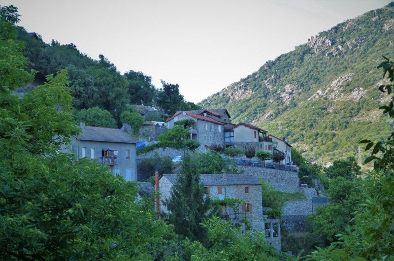 pied-de-borne