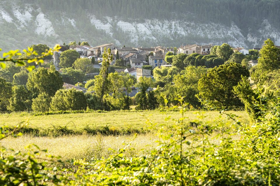 Village de Limans au petit matin