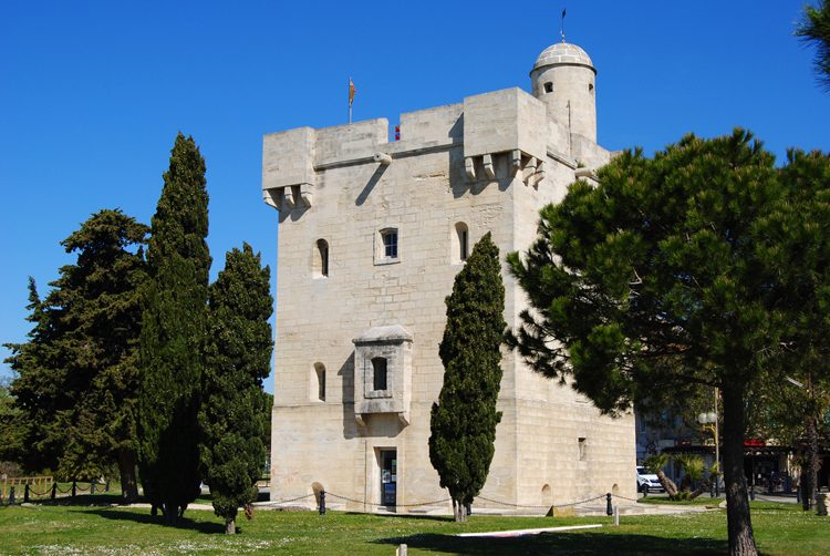 Tour Saint-Louis