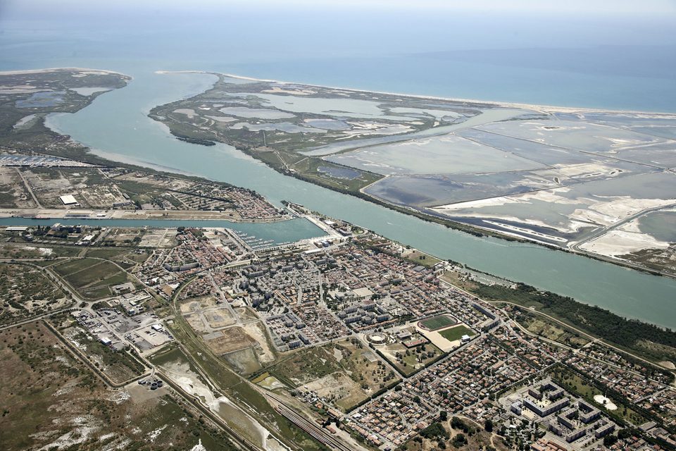Vue aérienne sur Port-Saint-Louis-du-Rhône