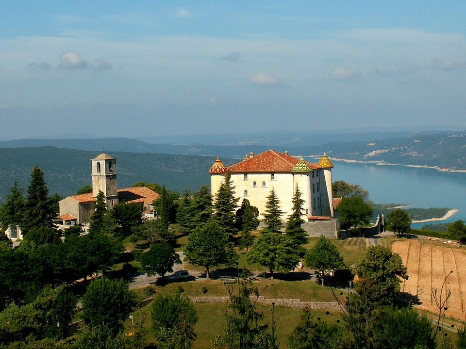 Le château d'Aiguines