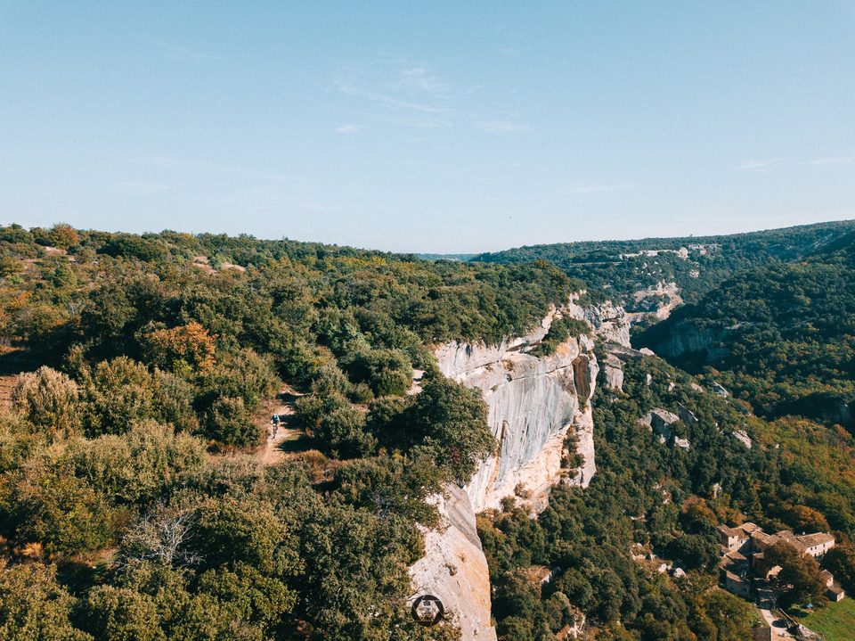 Les falaises de l'Aiguebrun