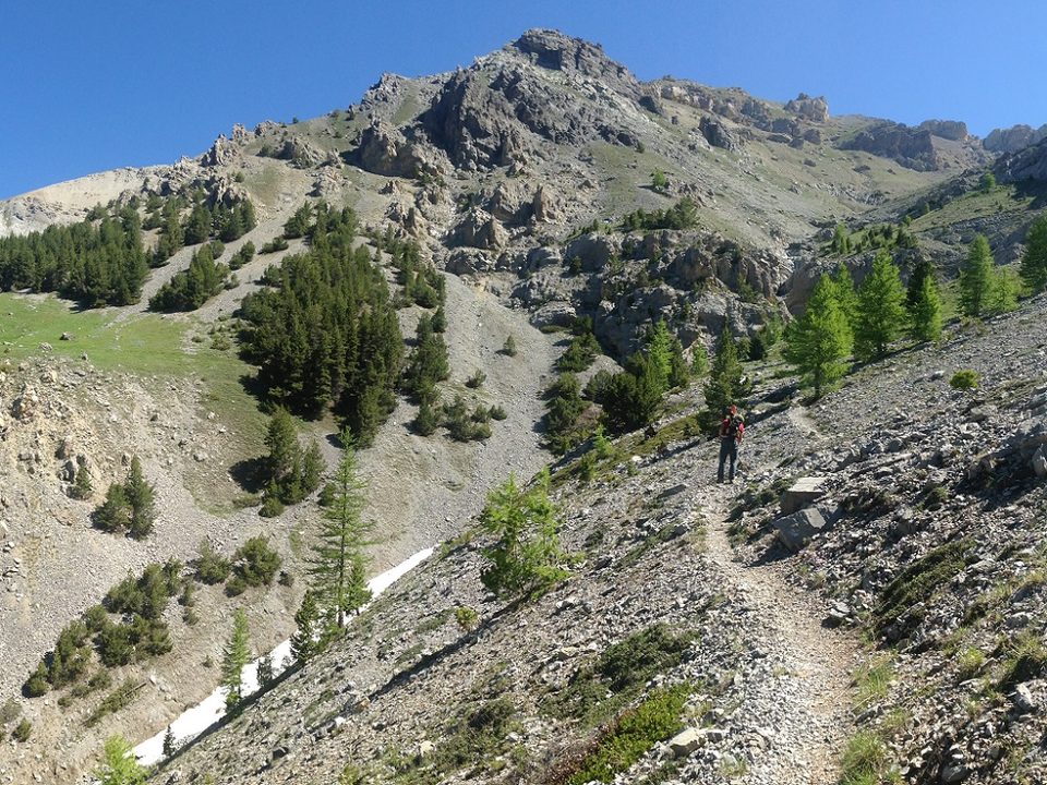 Sentier vers la crête d'Agnès