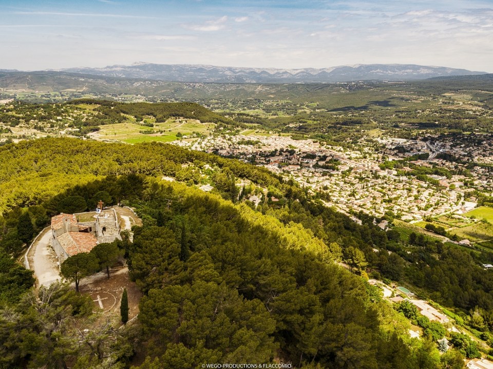 LE BEAUSSET - Chemin des Oratoires