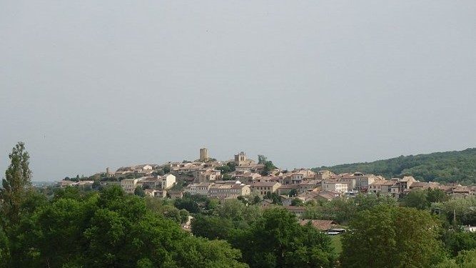 Aurignac "Sentier des Bruyères"