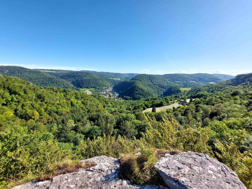 Au-dessus de la falaise - Saint-Hippolyte