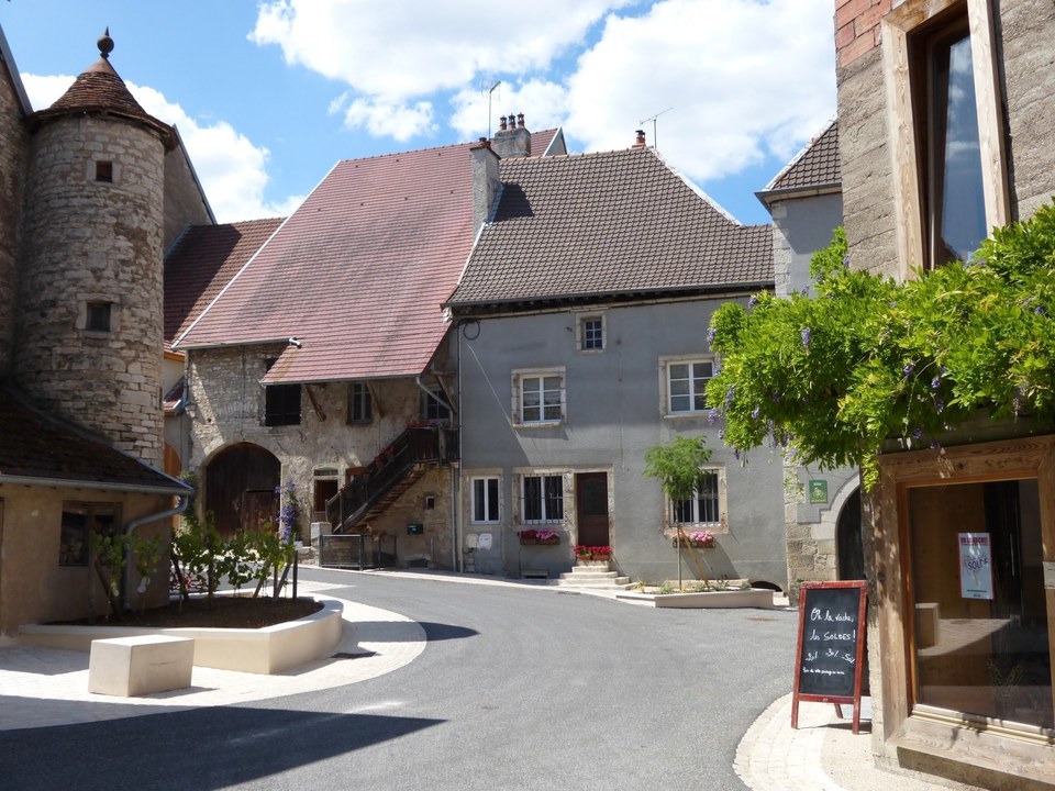 Rue Gambetta Marnay
