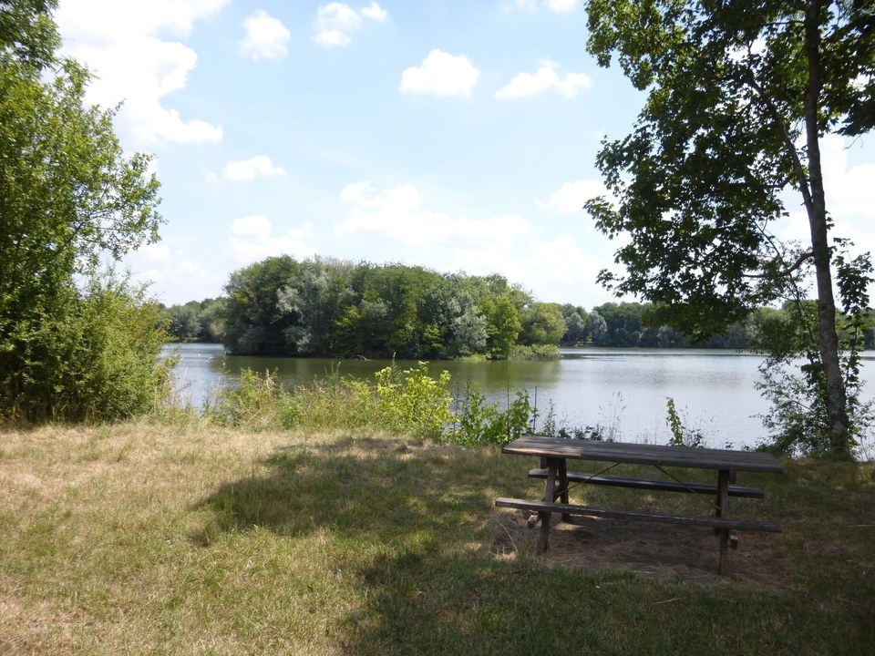 Plan d'eau Marnay