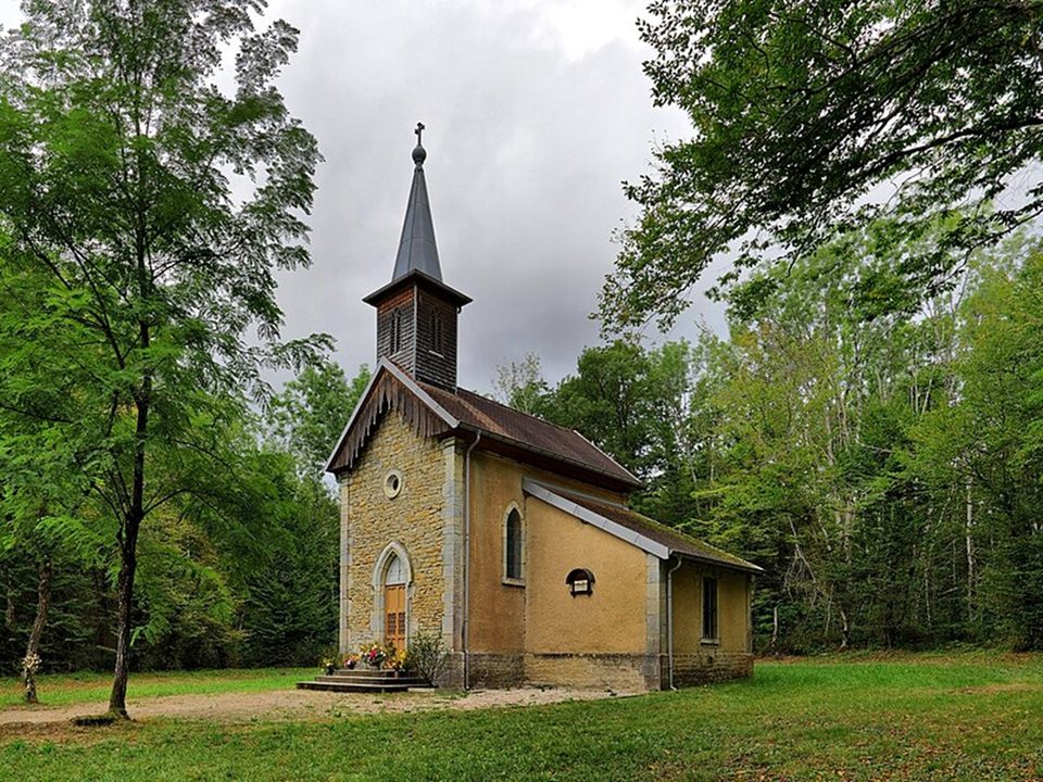 Montée à la Tour des Bois