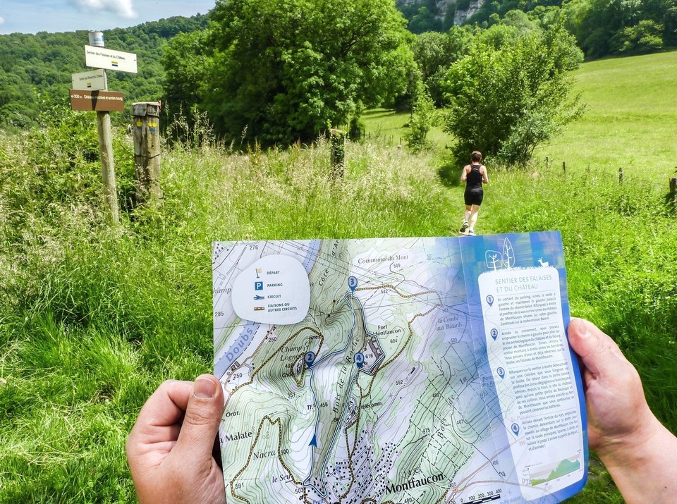 Sentier des falaises et du château