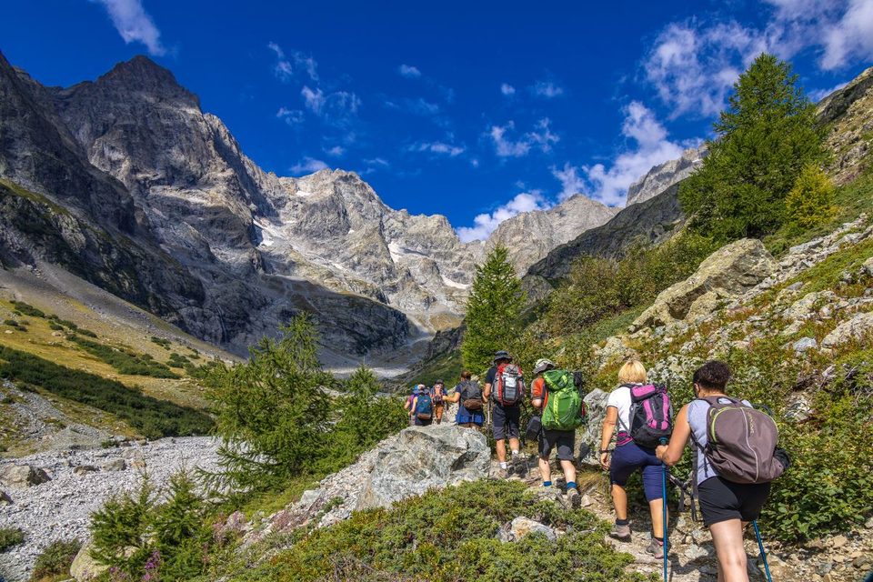 Montée vers le refuge des Bans