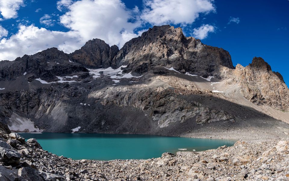 Le refuge et le lac du Pavé