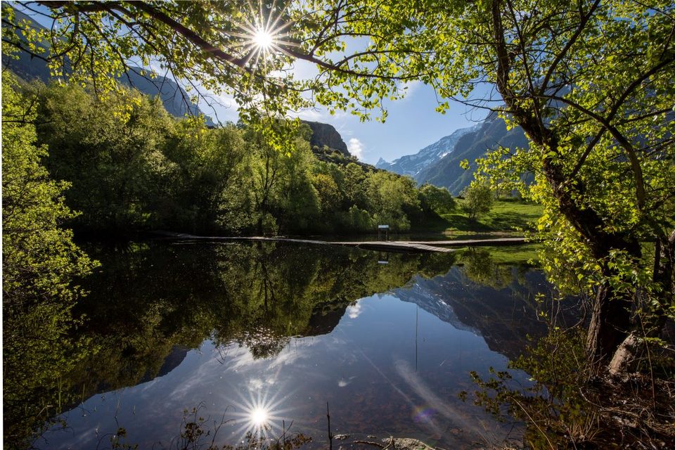 Le lac Lovitel et le refuge des Clots