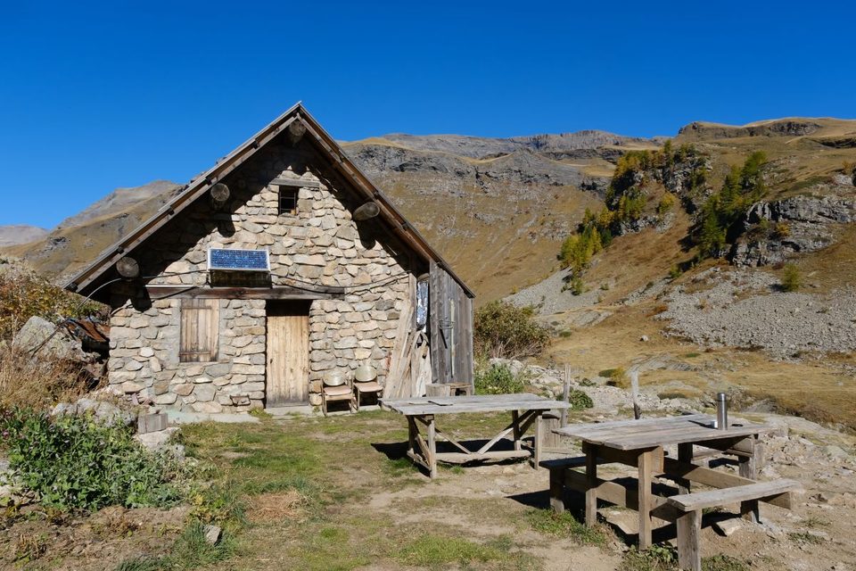 Cabane du Saut du Laire
