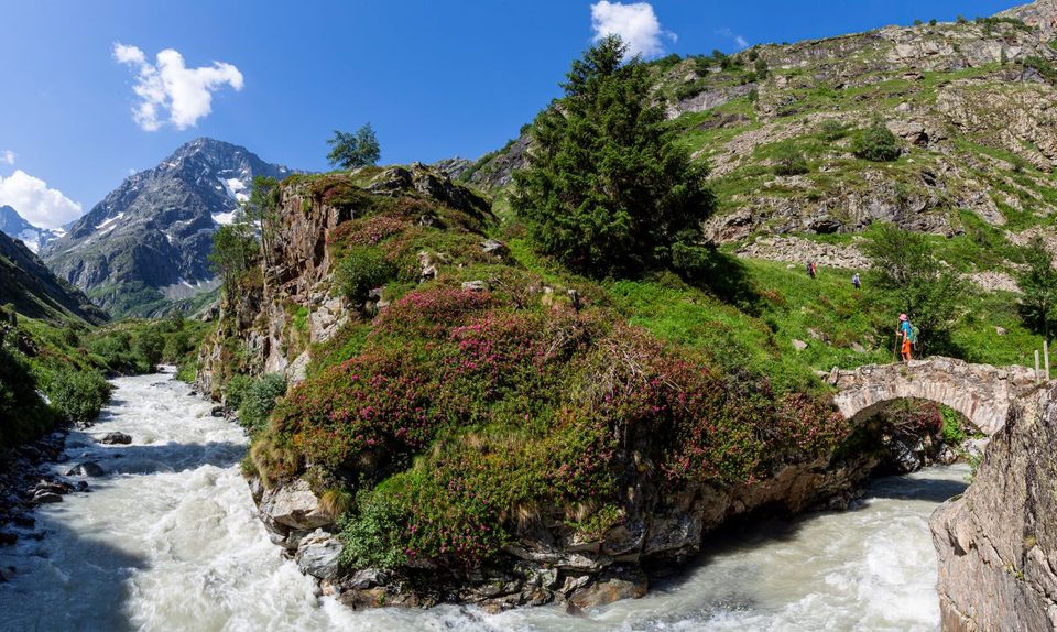 Pont du Clot des Eymard sur le torrent de la Lavey