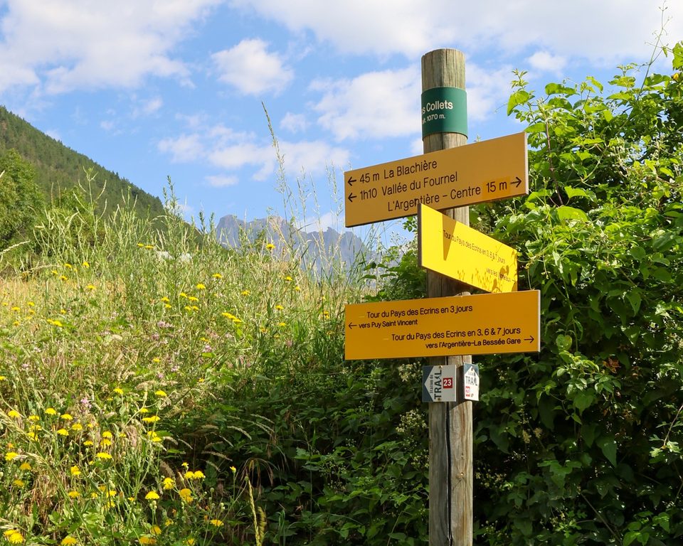 Panneaux Tour du Pays des Écrins