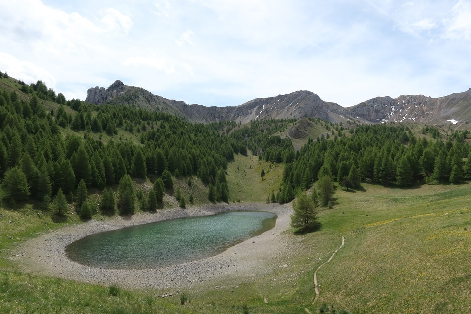 Etang dans le cirque du Morgon