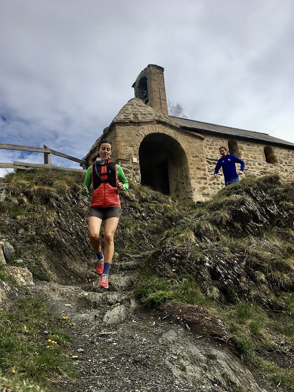 Descente dans les ardoises vers La Grave