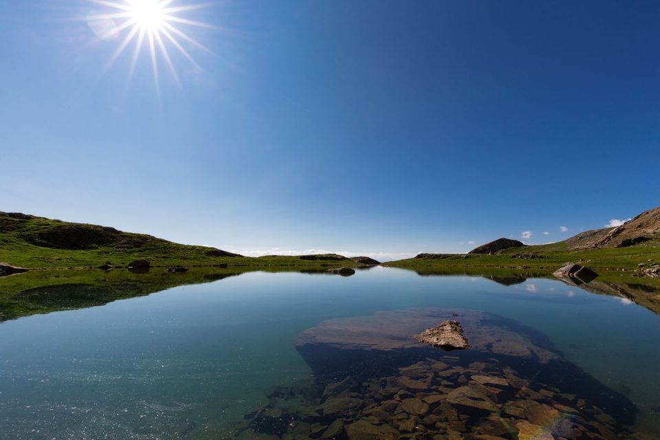 Le lac de Puy Aillaud (depuis le hameau)