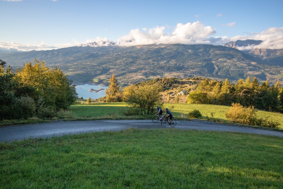 Le tour du lac de Serre-Ponçon