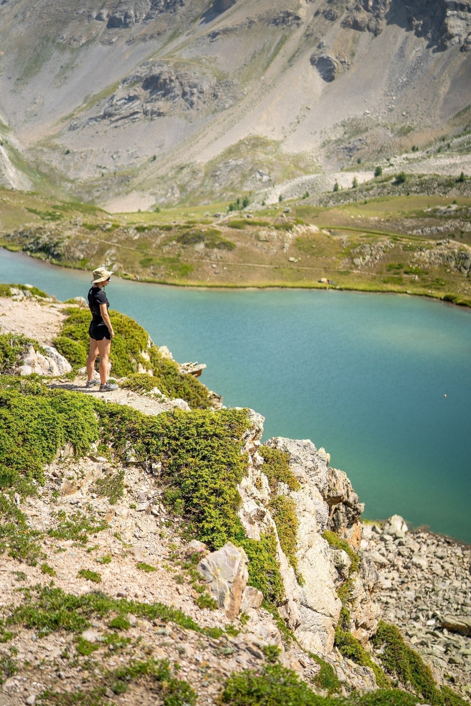 Surplomb sur le lac de l'Oule
