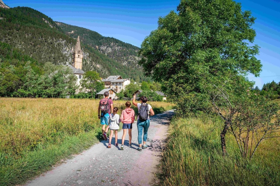 Famille val des prés � alpesphotographies.com-6-min (1)