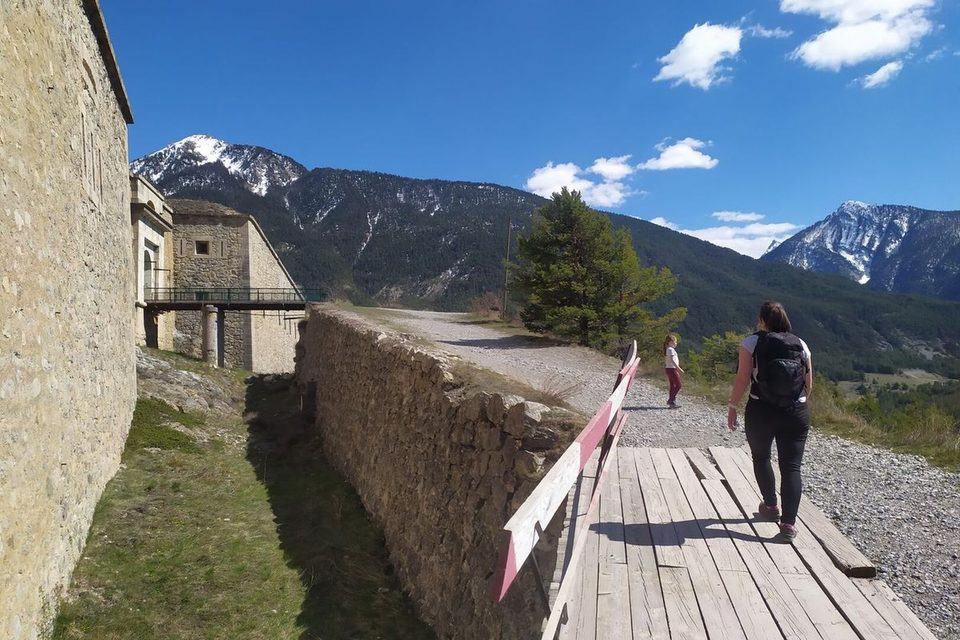 Entrée du Fort des Salettes